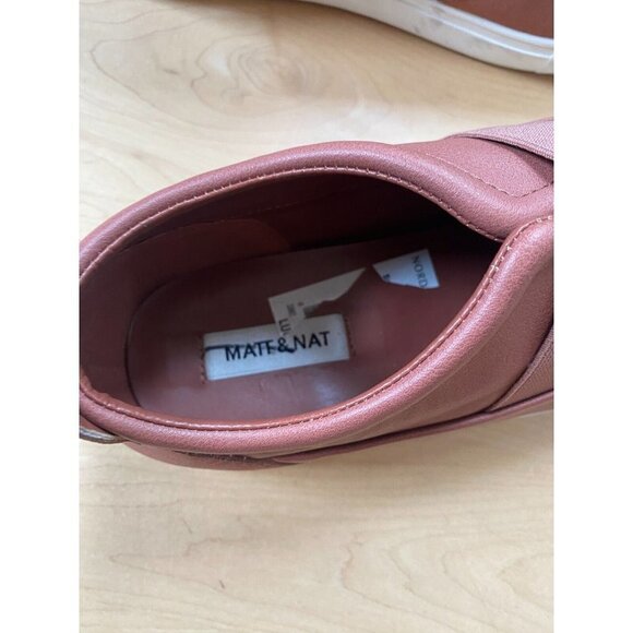 MATT & Nat BNWT Vegan Leather Slip On Sneaker "Lucas" New Dark Pink - Picture 5 of 7